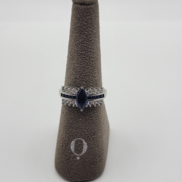 Sterling Silver and Dark Blue Clear Glass Women's Ring - Picture 2 of 12